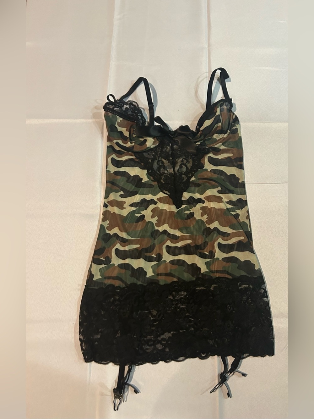 NWOT RAVEWARE CAMOUFLAGE -print garter chemise with black lace trim.